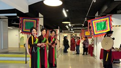 Tinh hoa Kinh Bắc tỏa sáng giữa lòng Paris