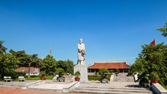 Trưng bày gần 200 hình ảnh, hiện vật, tư liệu quý về Danh nhân văn hóa Lê Quý Đôn