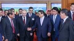 Việt Nam và Nga nhất trí tiếp tục đẩy mạnh hợp tác trên các lĩnh vực văn hóa, thể thao, du lịch