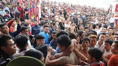 Kịp thời thanh, kiểm tra các điểm điểm nóng, chấn chỉnh những hiện tượng phản cảm tại lễ hội