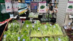 Không để xảy ra tình trạng găm hàng, tăng giá bất hợp lý sau bão