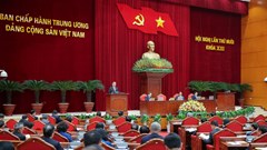 Ngày làm việc đầu tiên của Hội nghị Trung ương 10 khoá XIII