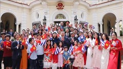 Tổng Bí thư, Chủ tịch nước Tô Lâm thăm Đại sứ quán và cộng đồng người Việt Nam tại Cuba