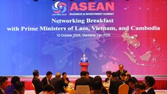 Thủ tướng 3 nước Việt Nam, Lào, Campuchia ăn sáng và làm việc với Hội đồng tư vấn Kinh doanh ASEAN