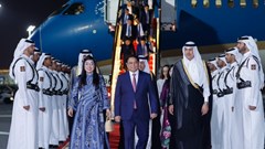 Thủ tướng bắt đầu thăm chính thức Qatar