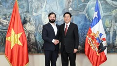 Tổng thống Chile Gabriel Boric chủ trì lễ đón Chủ tịch nước Lương Cường