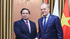 Thủ tướng Phạm Minh Chính hội đàm với Thủ tướng Ba Lan