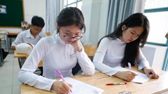 Bộ Chính trị quyết định miễn học phí cho học sinh công lập cả nước từ tháng 9.2025