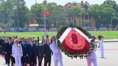 Tổng Bí thư, Chủ tịch nước Trung Quốc Tập Cận Bình vào Lăng viếng Chủ tịch Hồ Chí Minh