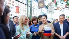 Những món quà văn hoá đặc biệt từ Việt Nam - Miền Nhiệt đới tới bạn bè nước Nga