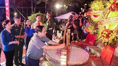 Thủ tướng tri ân, tưởng niệm các anh hùng liệt sĩ và thăm Mẹ Việt Nam anh hùng tại Quảng Trị