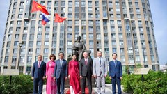 Quảng trường tại St. Petersburg được mang tên Hồ Chí Minh