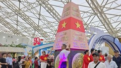 Tiếp tục duy trì hoạt động Triển lãm Thành tựu đất nước chất lượng, hiệu quả