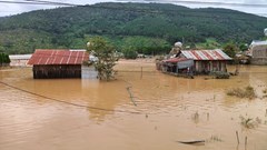 Thủ tướng yêu cầu tập trung ứng phó mưa lũ, đặt nhiệm vụ bảo đảm an toàn tính mạng cho nhân dân lên trên hết, trước hết