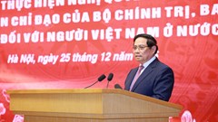 Thủ tướng: Không ngừng hoàn thiện thể chế, chính sách, pháp luật cho người Việt Nam ở nước ngoài 