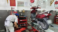 Từ 1.7, Hà Nội, TP.HCM sẽ kiểm định khí thải xe mô tô, xe gắn máy 