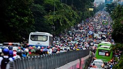 Nghiêm cấm tăng giá vé tàu xe bất hợp lý dịp 30.4-1.5