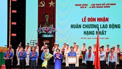 Giữ gìn bản sắc văn hóa dân tộc, nuôi dưỡng khát vọng vươn lên cho thiếu nhi Việt Nam