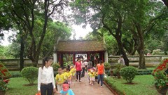 Thể chế hóa ngày nghỉ lễ 24.11 hằng năm là Ngày Văn hóa Việt Nam