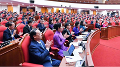 Ngày làm việc thứ tư Hội nghị Trung ương 3 khoá XIV