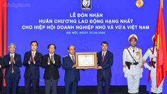 Chính phủ tiếp tục đồng hành, lắng nghe, bảo vệ quyền và lợi ích hợp pháp, chính đáng của doanh nghiệp