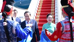 Chủ tịch Quốc hội Trần Thanh Mẫn và phu nhân tới Ulaanbaatar, bắt đầu chuyến thăm chính thức Mông Cổ