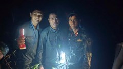 Cả hai phi công được tìm thấy an toàn