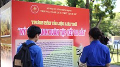 Bình Định trưng bày hơn 1.500 tài liệu lưu trữ về “Ký ức thanh xuân tập kết ra Bắc”