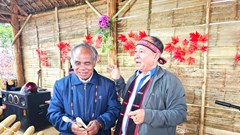 Cựu thanh niên xung phong "truyền lửa" âm nhạc dân tộc