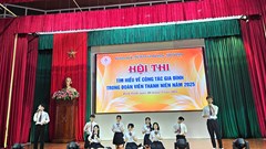 Thanh niên tìm hiểu về công tác gia đình