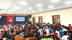 Gần 200 học viên được tập huấn cứu hộ mô tô nước trên biển