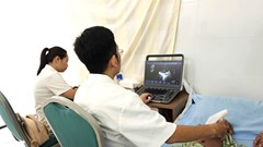 Khám sàng lọc miễn phí bệnh tim cho trẻ em Gia Lai