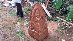 Phát hiện phù điêu tại Di tích quốc gia đặc biệt tháp Dương Long