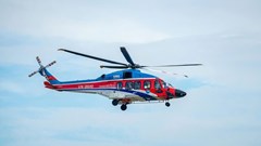 Trực thăng ngắm thành phố Hồ Chí Minh trở lại bầu trời