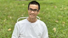Ai đang làm chủ ai?