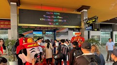 Đón đoàn tàu chất lượng cao đầu tiên từ TP. Hồ Chí Minh đến Đà Nẵng