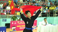 Đoàn Việt Nam vững vàng ở ngôi đầu