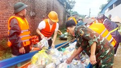 Công tác cứu trợ: Cần giữ trái tim nóng và cái đầu lạnh