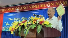 Hơn 10 năm giữ gìn chữ nghĩa cha ông