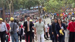 Gần 400 đại biểu quốc tế trải nghiệm không gian lễ hội Du lịch chùa Hương