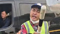 Chấm dứt hợp đồng lao động với nhân viên thiếu tôn trọng du khách