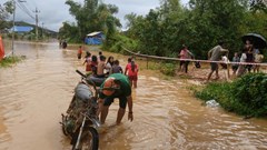 Lâm Đồng: Tạm cho học sinh nghỉ tại một số điểm trường do mưa lũ