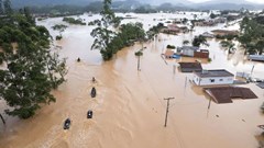 Giải VĐQG Brazil tạm hoãn 2 vòng đấu do khủng hoảng lũ lụt