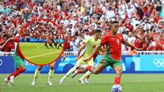 Chán tiền đạo đội nhà, CĐV Ma Rốc vào sân sút tung lưới Olympic Tây Ban Nha