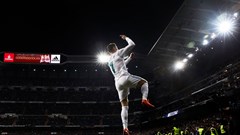 Tại sao Ronaldo lại có phong cách ăn mừng 'SIU'?