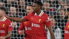 Gạt bỏ Salah, Slot nói thẳng cái tên hay nhất Liverpool trước Bologna