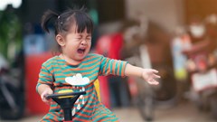 Hiện tượng lạ bị phát hiện: Thứ hủy hoại một đứa trẻ không phải tiền bạc mà là 3 thói xấu cha mẹ đã gieo cho chúng