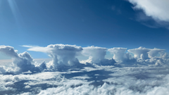 Phi công chụp lại hình ảnh sốc ở độ cao 150km từ cửa sổ máy bay