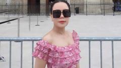 Nữ diễn viên Việt thưởng Tết cho 200 nhân viên, có người nhận hơn 700 triệu đồng 