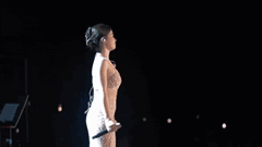 Giảng viên thanh nhạc đắt show nhất Việt Nam: Thủ khoa trường nghệ thuật, sự nghiệp lẫn nhan sắc đều lên hương